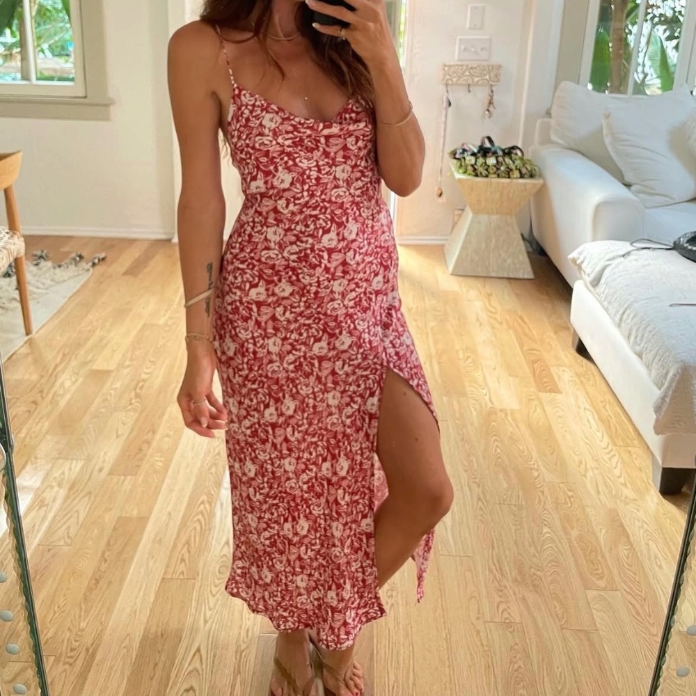 Resa Bordeaux Dress